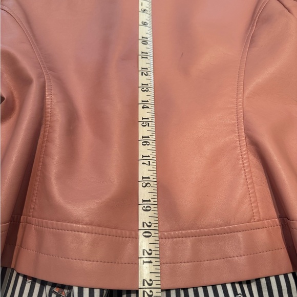 Pink Brunch Fun - Picture 4 of 4